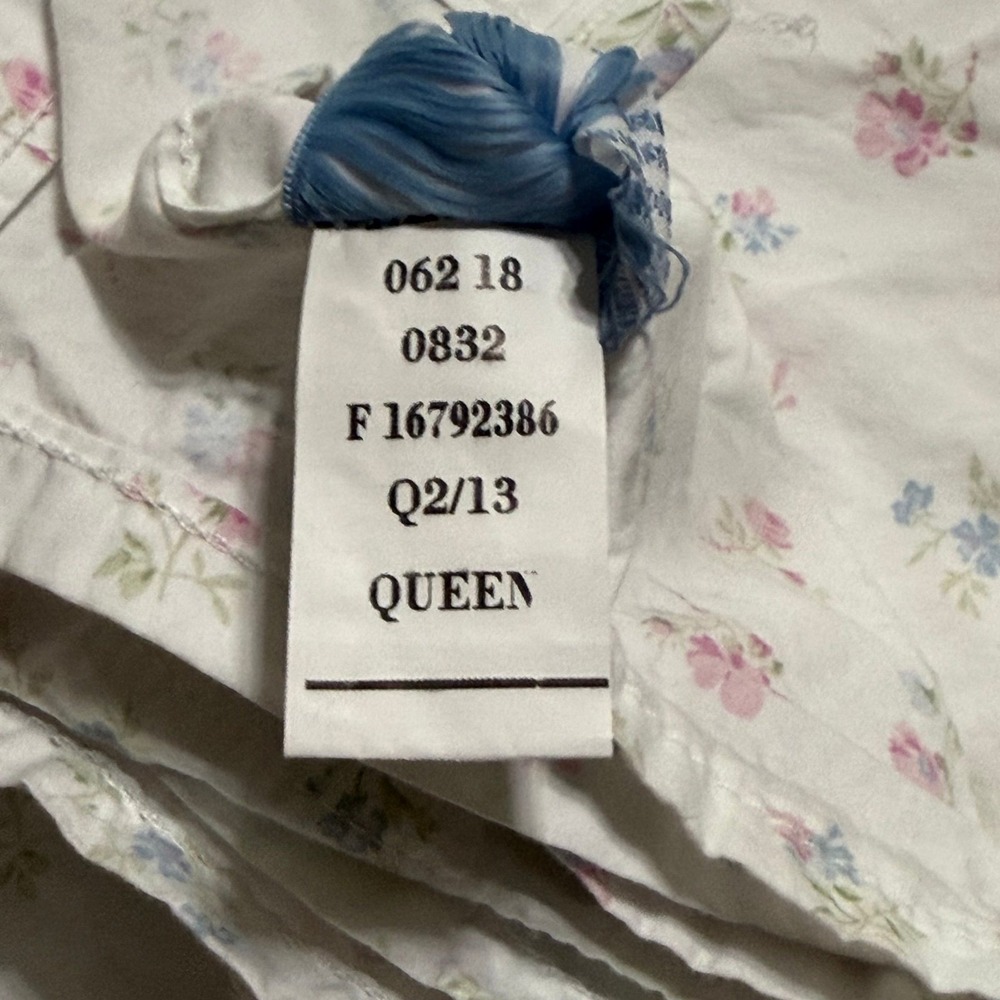 Simply Shabby Chic Candy Floral Queen Sheet Set Fitted Flat & 2 Pillowcase 4pc - Picture 4 of 5